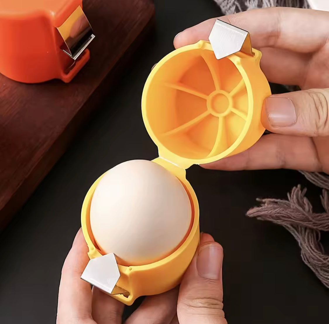 Egg Shell Opener, Quick Peel And Yolk Separator, Durable Kitchen Baking Essential With Easy Grip Egg Shell Opener, Quick Peel And Yolk Separator, Durable Kitchen Baking Essential With Easy Grip
